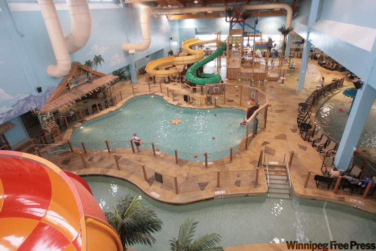 FREE PRESS ARCHIVES
Canad Inn's the Splasher's of the South Seas in Grand Forks.