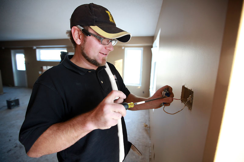 Wheat City electrician powers his way to title Brandon Sun