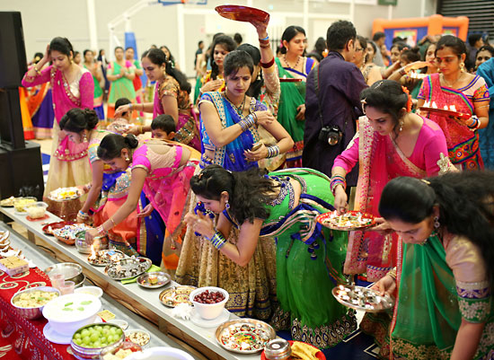 Tim Smith/The Brandon Sun
Navratri celebrations at the Brandon University Healthy Living Centre on Sunday evening.