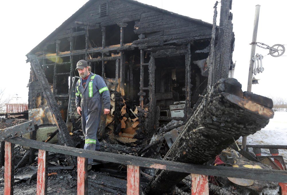 Veteran dies in house fire near Rivers – Brandon Sun