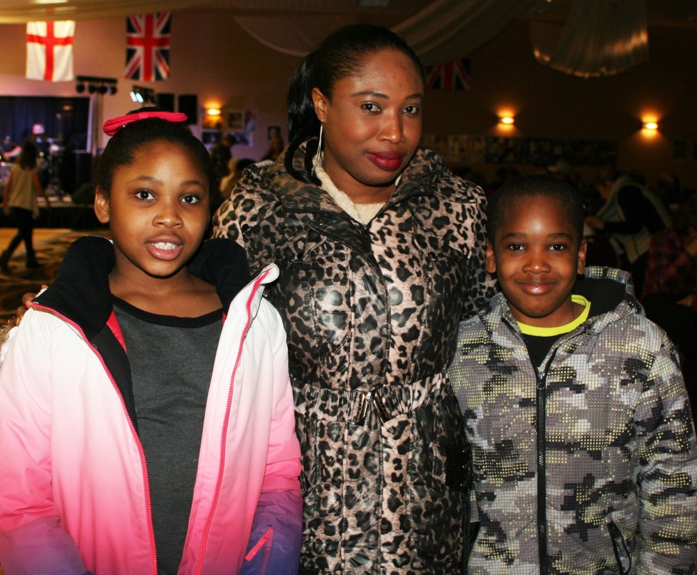 Mariah Phillips/The Brandon Sun
Michelle, Ahuruele and Dumo Denni-Feberesima.