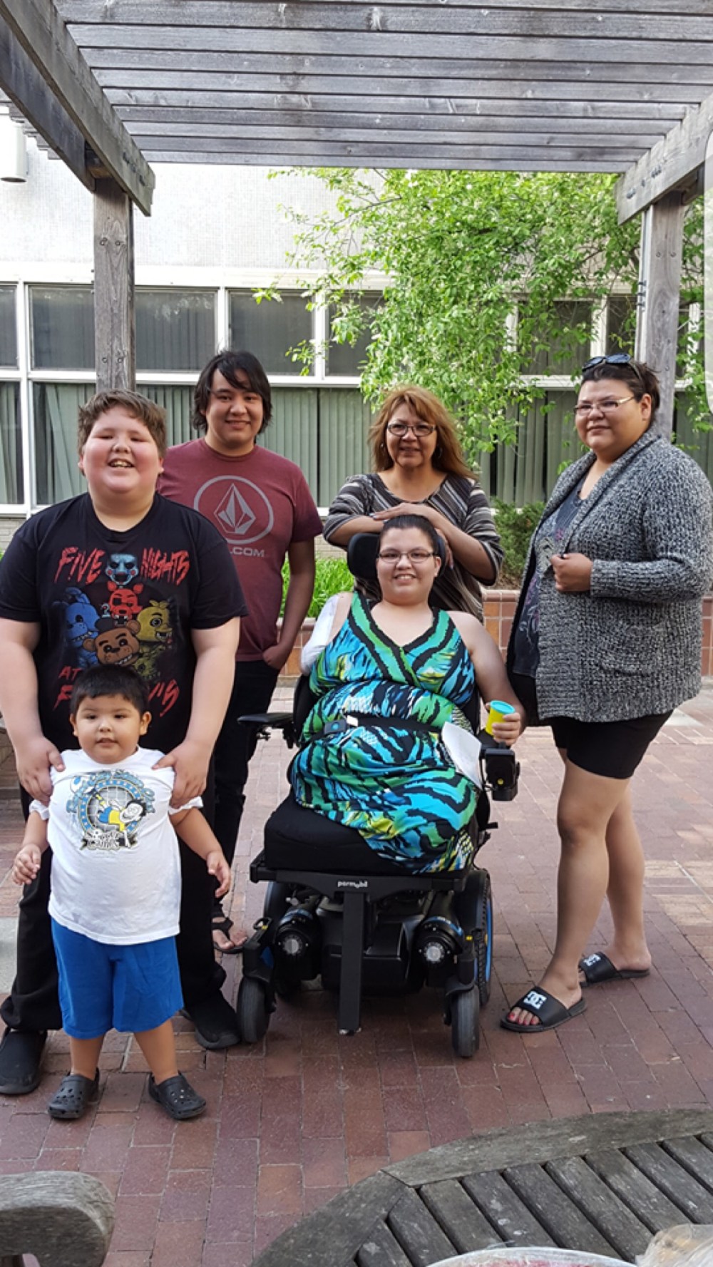 (Submitted)
Cari Kirkness pictured with her two sons, Chaz, 11, and Andrew, 3, along with her brother, Leslie Kirkness, mother Loretta Kirkness, and sister Courtney Kirkness.