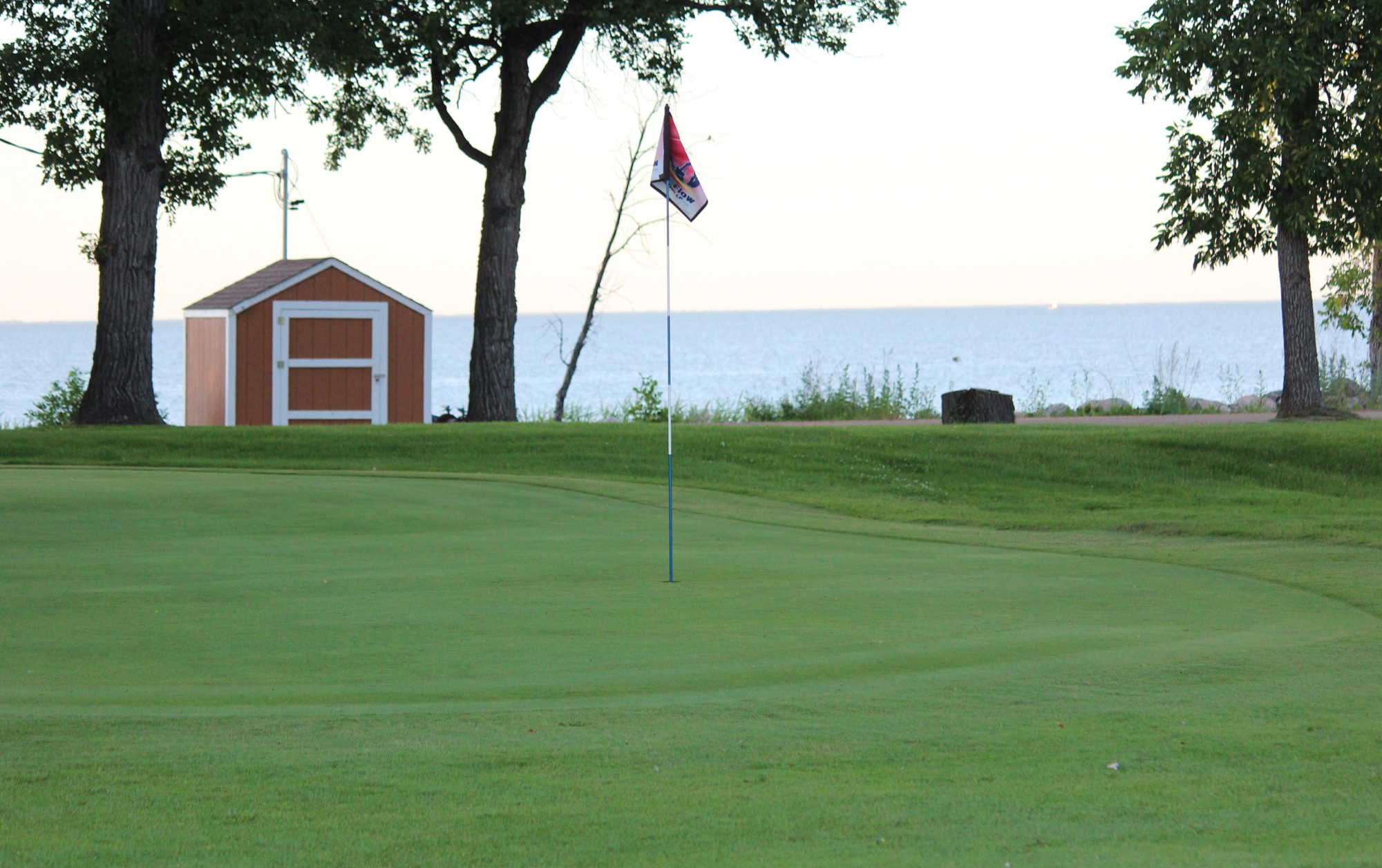 OUT OF BOUNDS Dauphin Lake Golf Resort very scoreable Brandon Sun