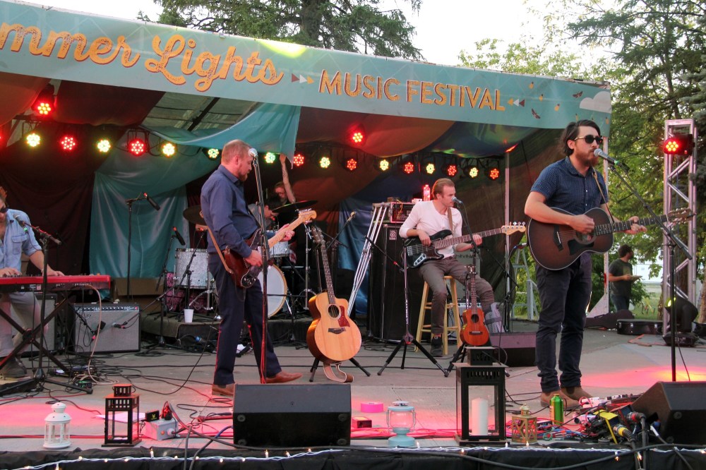 Ian Froese/The Brandon Sun
JP Hoe of Winnipeg performs at the Summer Lights Music Festival on the grounds of the Keystone Centre on Saturday.