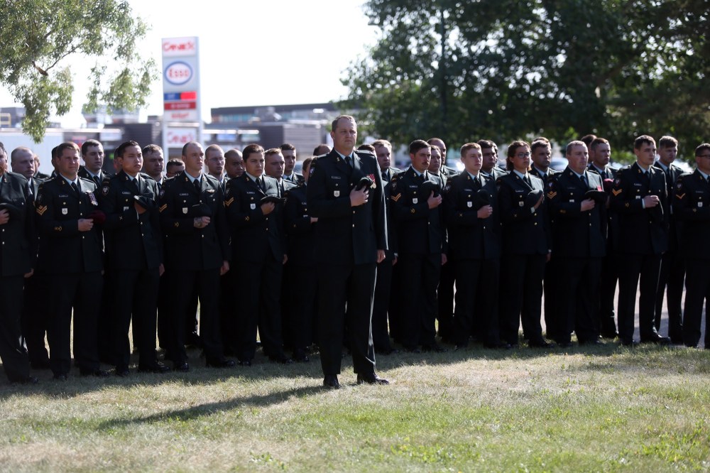 Michael Lee/The Brandon Sun
Soldiers from the 1st Regiment, Royal Canadian Horse Artillery attend the dedication ceremony for the new Afghanistan memorial at CFB Shilo on Tuesday.