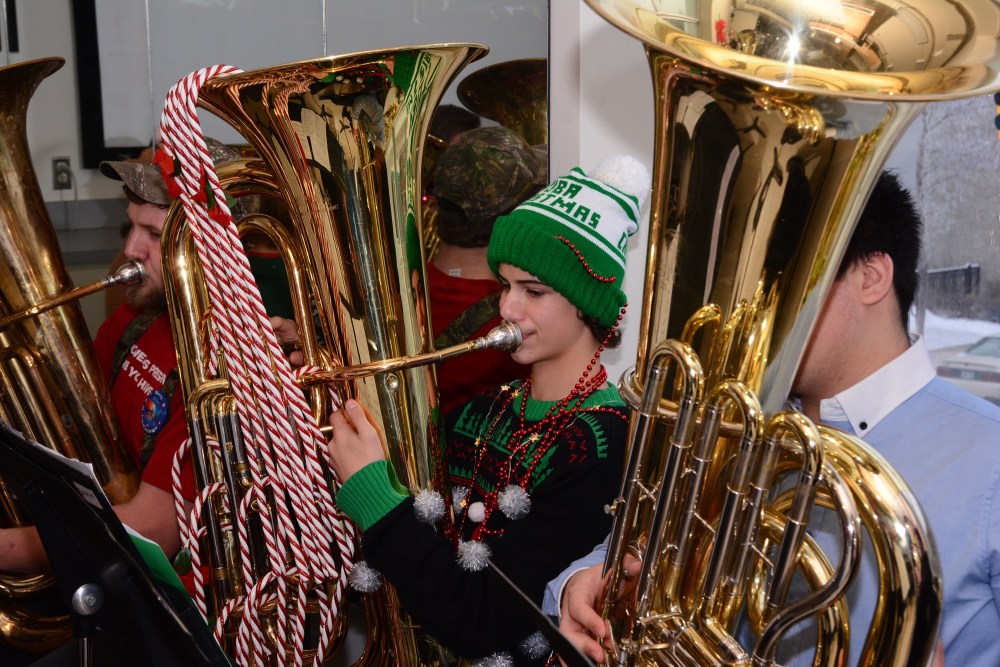 Christmas Tubas 