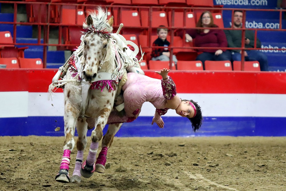 Trick riders no strangers to danger – Brandon Sun