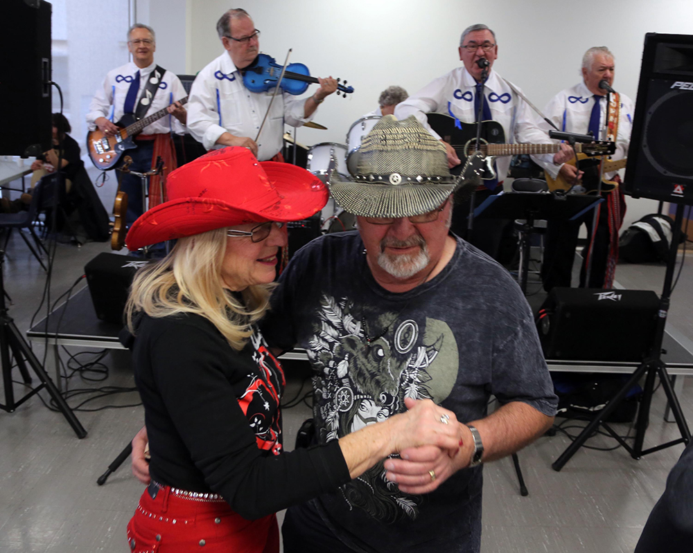 Colin Corneau
Traditional Métis fiddle band Nite Life will once again perform on Louis Riel Day, offering afternoon revelers the opportunity to dance as Larry and Barbara Bohune did in 2017. (File)