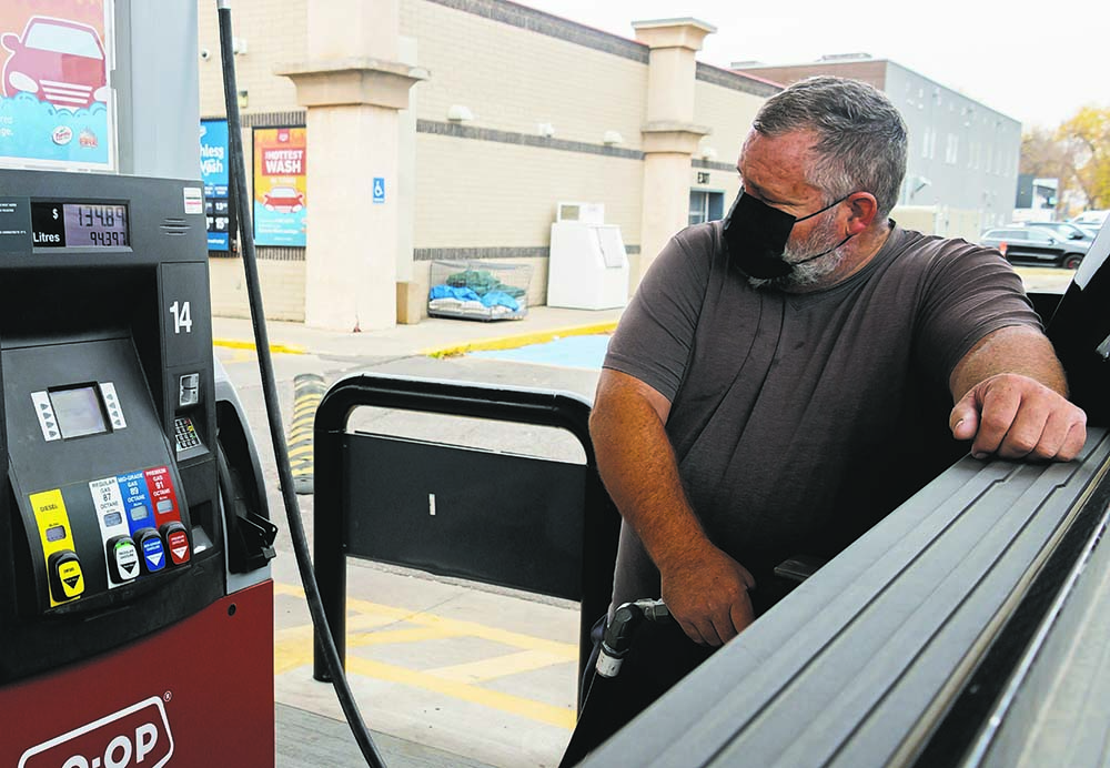 Swelling gas prices draining Brandonites’ pockets Brandon Sun