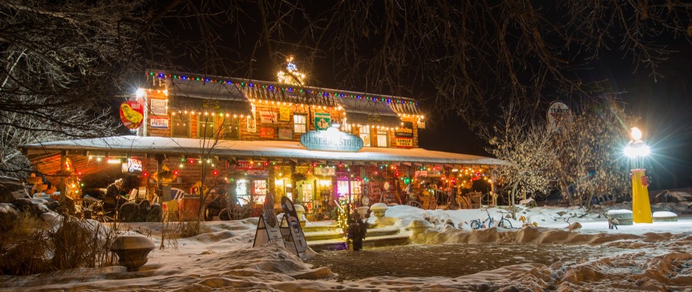 FILE/The Brandon Sun
Starting at 2 p.m. on Sunday, a guided winter nature walk departs from Crow’s General Store. Join participants for a 1-2 hour interpretive tour of Brandon’s east-end riparian woods, following trails that are sometimes developed and sometimes entirely natural.