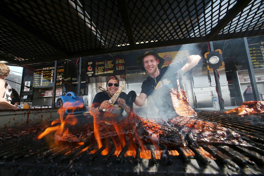 Springerville Rib Throwdown BATTLE OF THE RIBS – Brandon Sun