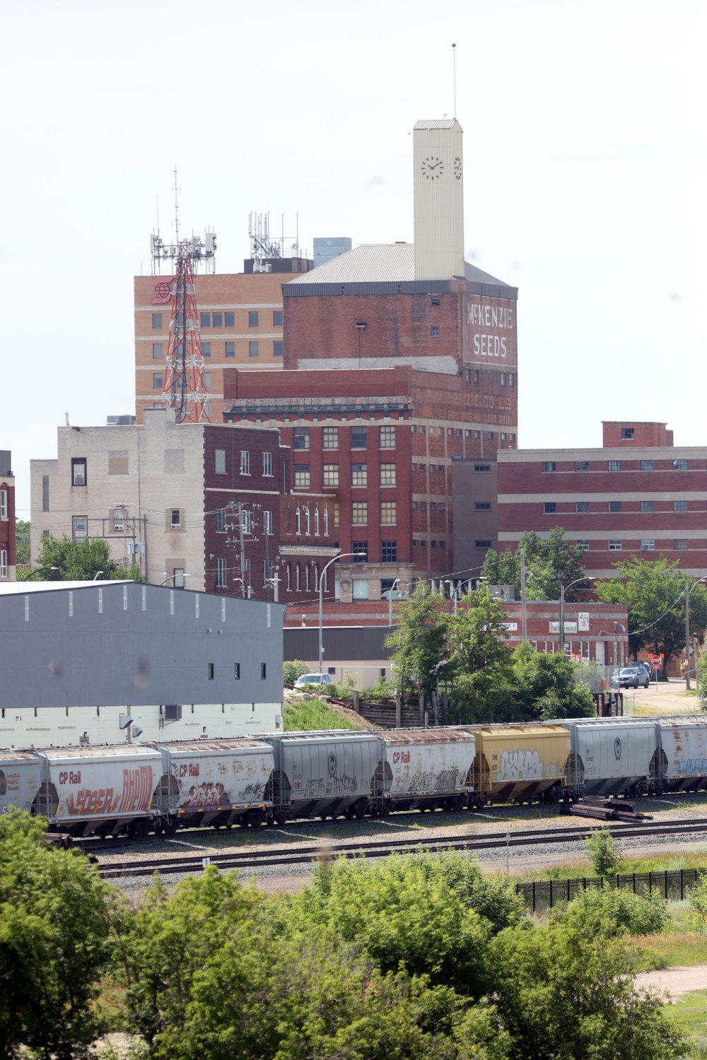 The city of Brandon skyline as seen from the First Street bridge. (Matt Goerzen/The Brandon Sun)
