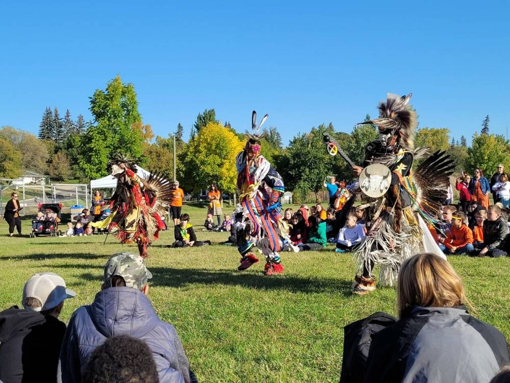 Students in Neepawa watched traditional dancing and drumming as part of the town's Indigenous Culture Day commemorations. (Miranda Leybourne/The Brandon Sun)