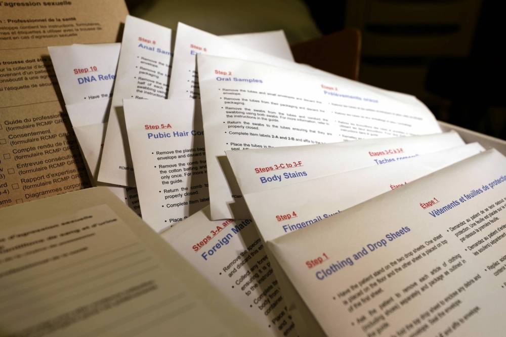 Samples sent to the RCMP National Forensic Laboratory for tests routinely took fro 65 to 300 days to complete in 2021-22. (Ruth Bonneville/Winnipeg Free Press)