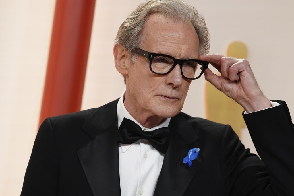 The meaning behind the blue ribbons worn at the Oscars – Brandon Sun