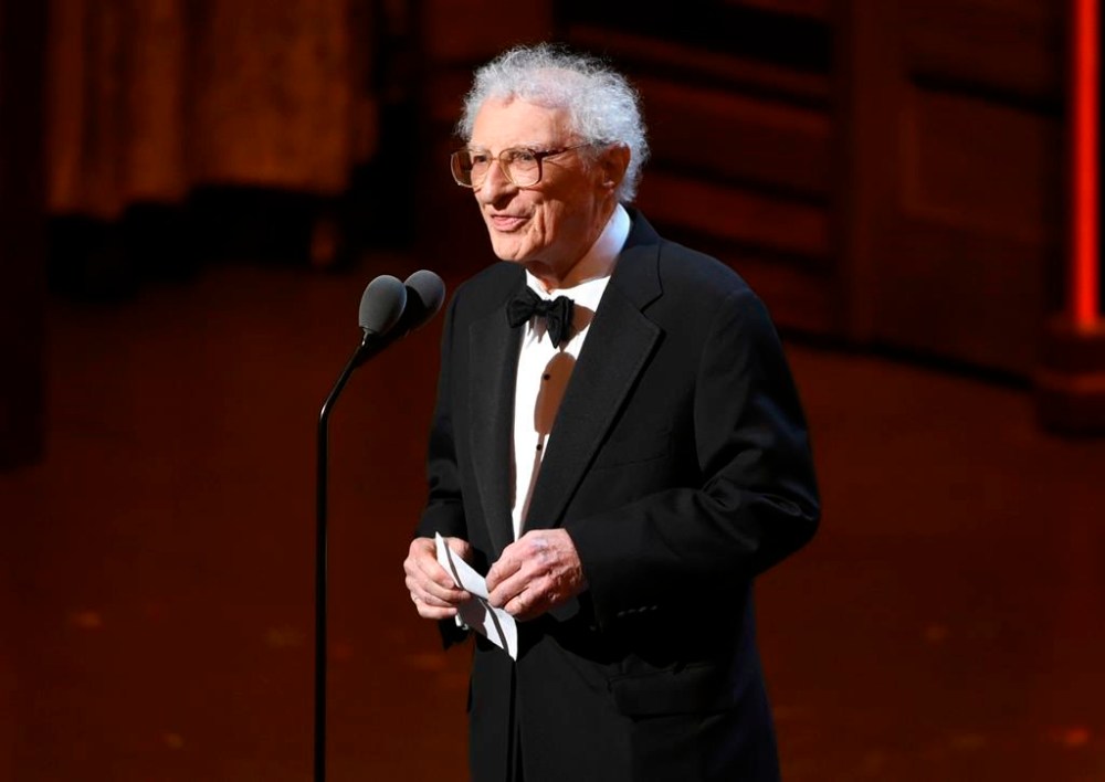 FILE - Sheldon Harnick accepts the special Tony Award for lifetime achievement in the Theatre at the Tony Awards at the Beacon Theatre on Sunday, June 12, 2016, in New York. Harnick, who with composer Jerry Bock made up the premier musical-theater songwriting duos of the 1950s and 1960s with shows such as