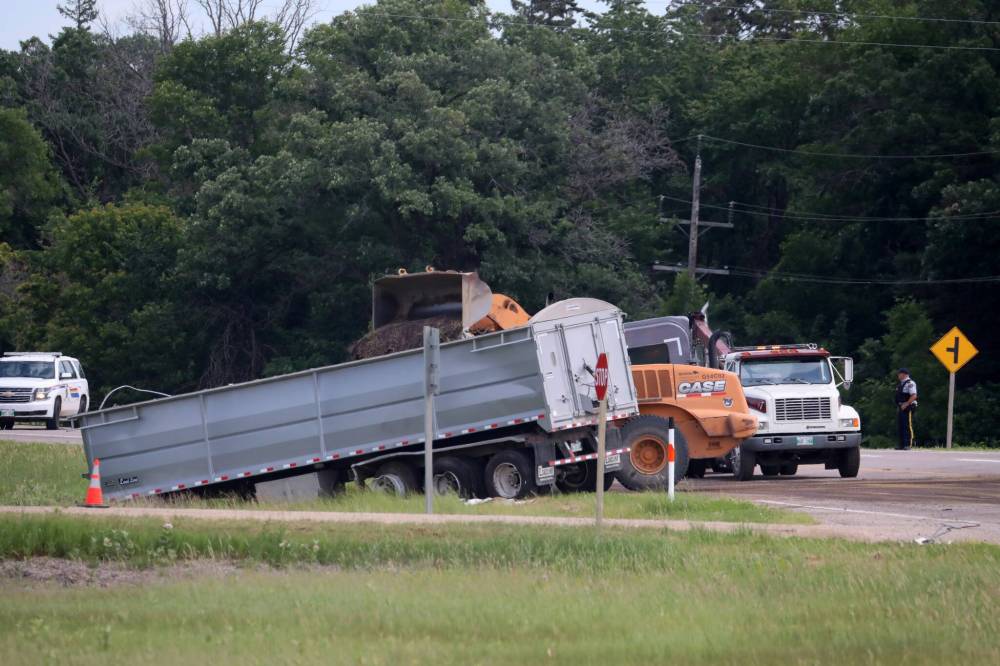 Woman dies in Gladstone crash – Brandon Sun