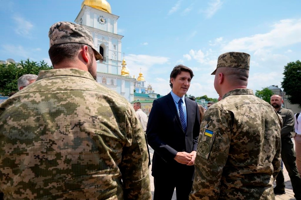 Canada is joining a three-month-old partnership with several key allies to send air defence missile to Ukraine. Prime Minister Justin Trudeau meets with soldiers in Kyiv, Ukraine, on Saturday, June 10, 2023. THE CANADIAN PRESS/Frank Gunn