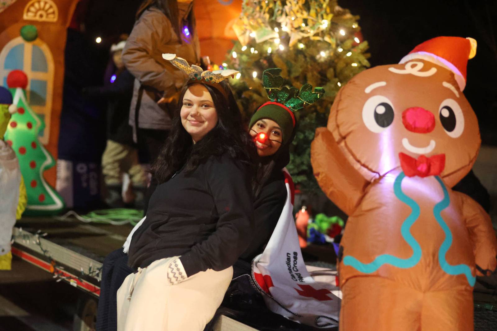 Record number of floats in parade – Brandon Sun