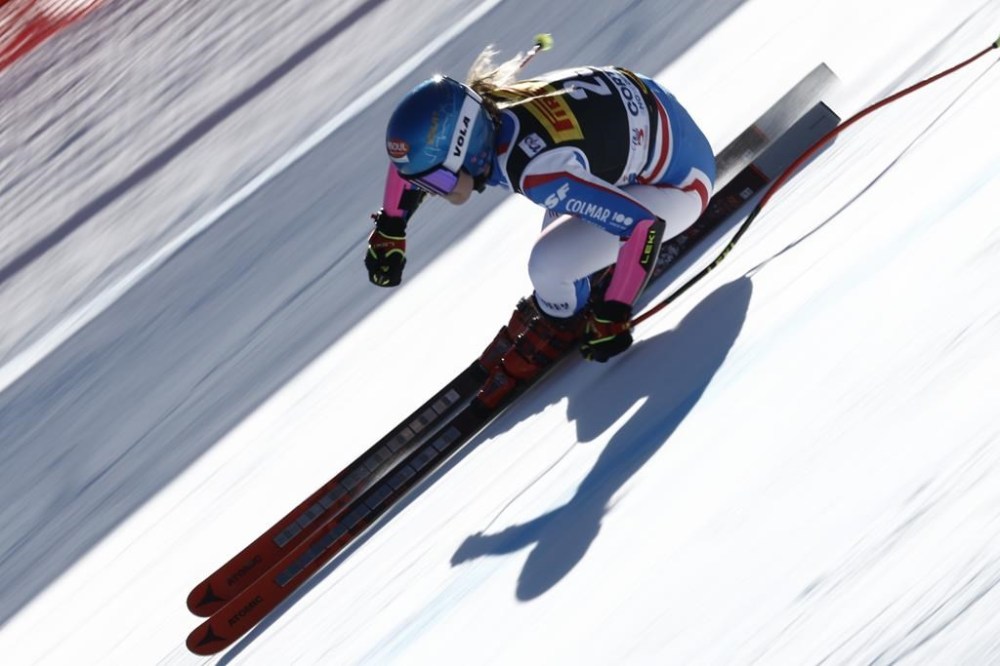 France's Camille Cerutti speeds down the course during an alpine ski, women's World Cup super G race, in Cortina d'Ampezzo, Italy, Sunday, Jan. 28, 2024. (AP Photo/Gabriele Facciotti)