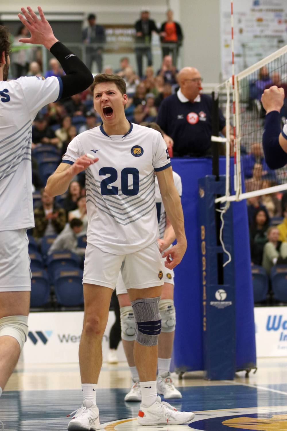 Brandon University Bobcats fifth-year middle blocker Paycen Warkentin celebrates a point earlier this season. (Thomas Friesen/The Brandon Sun)