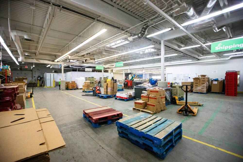 The warehouse at Harvest Manitoba: This province and Saskatchewan were essentially tied for the highest rates of poverty among Canadian provinces in 2001. (Winnipeg Free Press)
