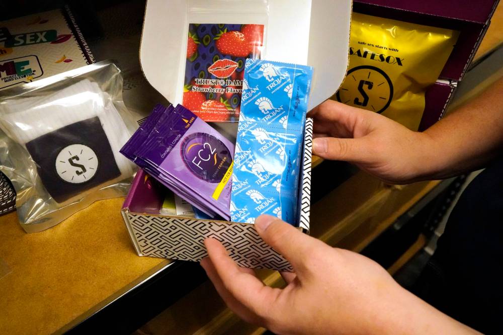 A new text message service offered by SERC allows Manitobans to anonymously ask sexual health questions to professionals. (File)