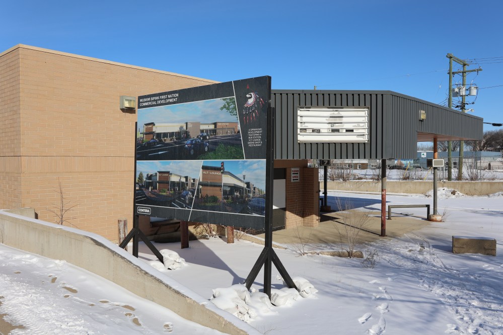 The former Greyhound bus depot at Sixth Street and Rosser Avenue in Brandon has been acquired by Wuskwi Sipihk First Nation. (Abiola Odutola/The Brandon Sun)