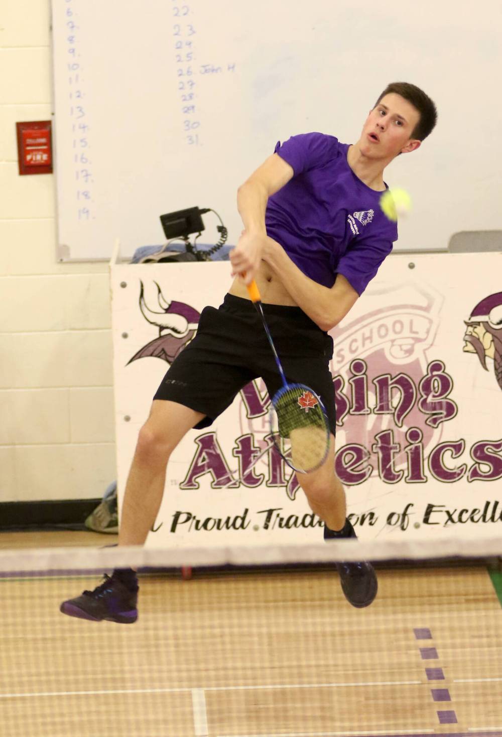 Vincent Massey’s Leyton Gouldie won the city varsity boys’ badminton title at Massey on Monday. (Thomas Friesen/The Brandon Sun)