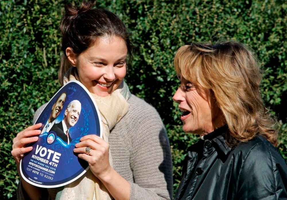 FILE - Actress Ashley Judd, left, talks with Valerie Biden Owens, sister of Democratic vice presidential candidate, Sen. Joe Biden, D-Del., during a Women For Obama event in Chapel Hill, N.C., Oct. 30, 2008. Judd is adding her voice to calls for President Joe Biden to step aside from the presidential race following his performance in last month's debate. Judd wrote in an opinion piece for USA Today on Friday, July 12, 2024 that she worries the Democrat could lose to Republican Donald Trump in November. Judd did not suggest a replacement for Biden. (AP Photo/Gerry Broome, File)