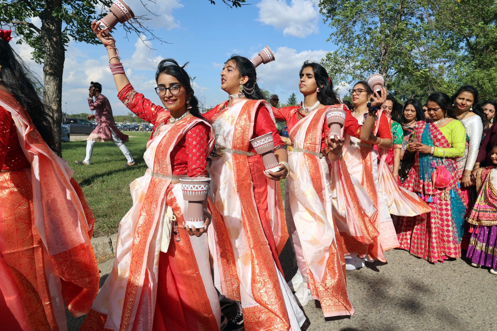 Hindu Rings Parad Parade celebrates Brandon’s first Hindu temple – Brandon Sun