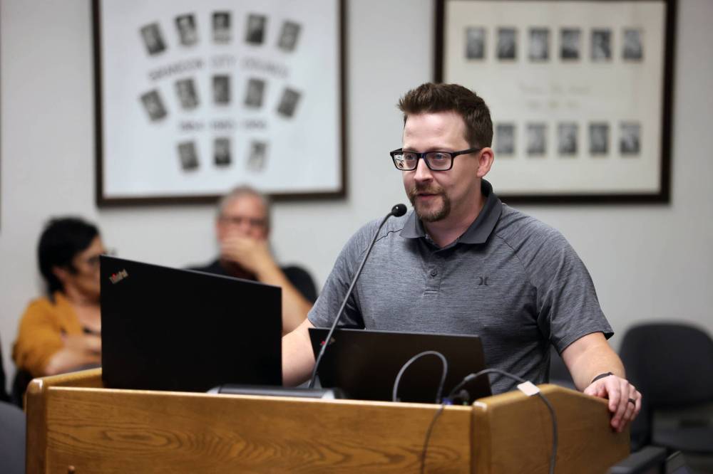 Brandon's director of finance, Troy Tripp, discusses the financial details of the replacement of the Sportsplex ice plant at Tuesday's city council meeting. (Colin Slark/The Brandon Sun)