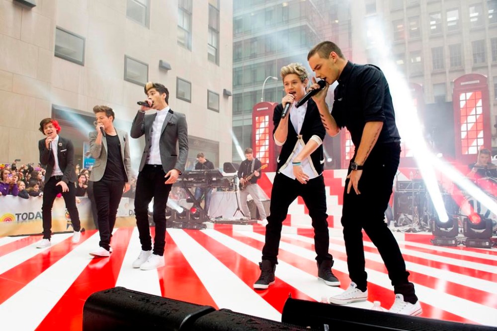FILE - One Direction members, from left, Harry Styles, Louis Tomlinson, Zayn Malik, Niall Horan and Liam Payne perform on NBC's