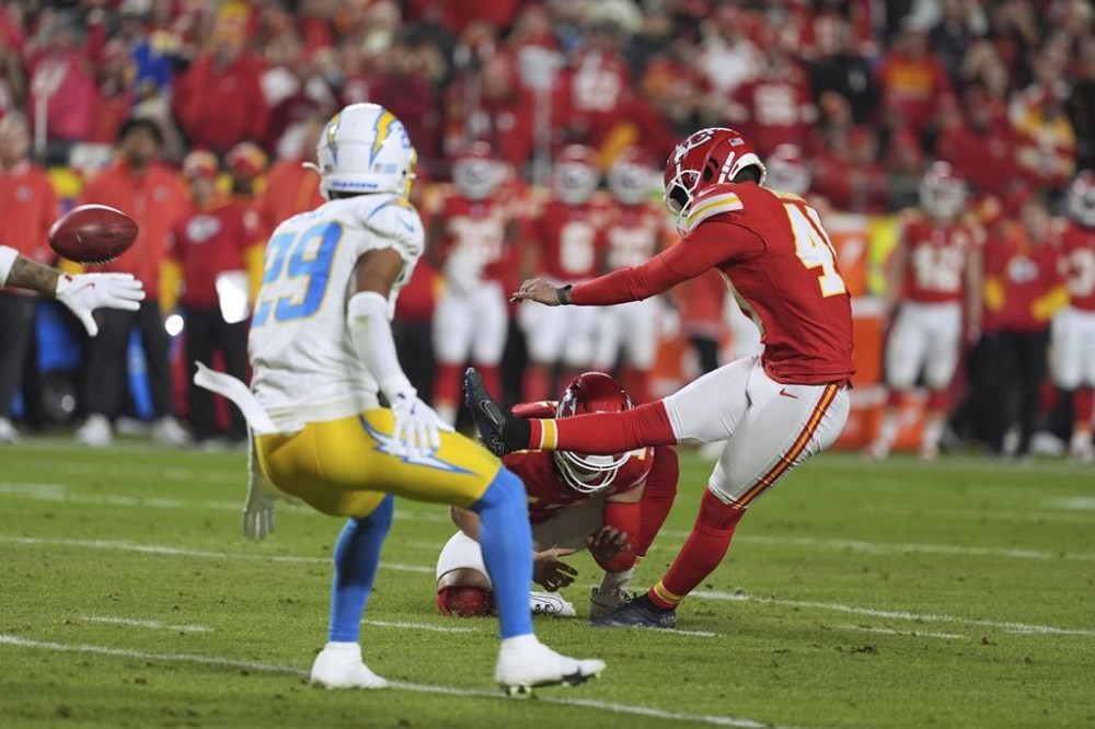 Kansas City Chiefs place-kicker Matthew Wright makes a 33-yard field goal during the first half of an NFL football game against the Los Angeles Chargers Sunday, Dec. 8, 2024, in Kansas City, Mo. (AP Photo/Charlie Riedel)