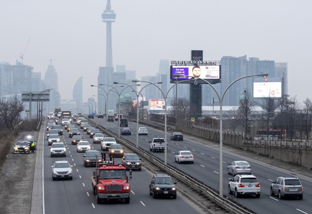 Heavy traffic leaves the downtown core in Toronto on Thursday January 14, 2021. THE CANADIAN PRESS/Frank Gunn