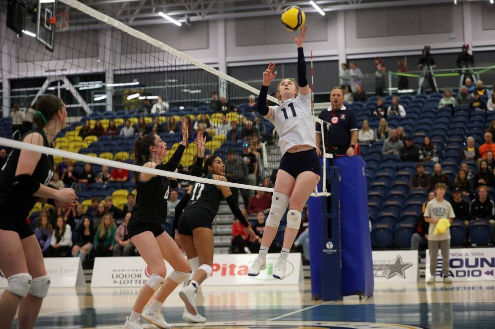 Carly Thomson led all Canada West women's volleyball setters in kills with 26 during the first semester, as the Brandon University Bobcats went 1-9 to sit in 13th place. (Tim Smith/The Brandon Sun)