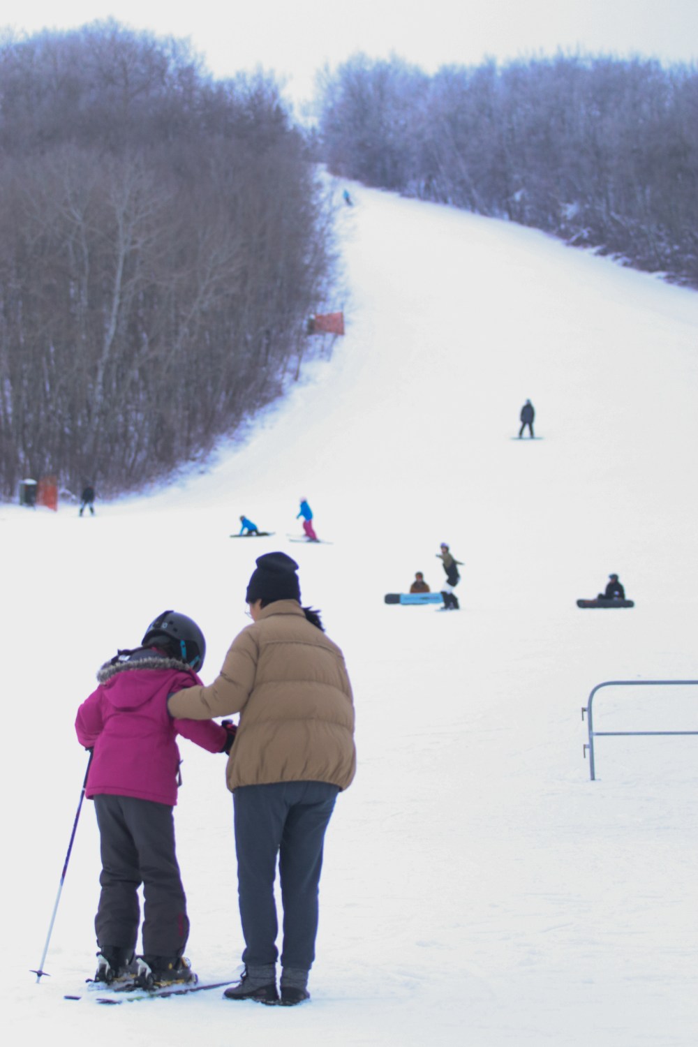 Opening weekend brought all levels of expertise to the region's outdoor ski and snowboard hills. (Matt Packwood/The Brandon Sun)