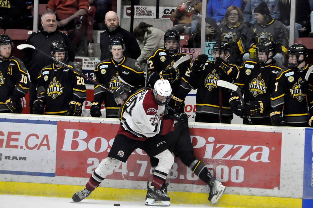 Cole Slobodian (20), shown playing last season in the Manitoba Junior Hockey League against the Neepawa Titans, spent his 17-year-old campaign with the Virden Oil Capitals. (Brandon Sun file photo)