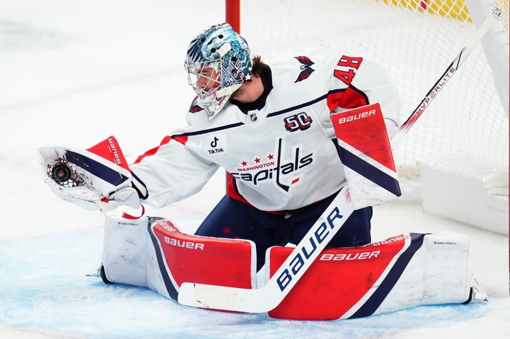 Washington Capitals goaltender Logan Thompson (48) makes a save against the Ottawa Senators during first period NHL hockey action in Ottawa on Thursday, January 16, 2025. Thompson, Nashville Predators left-wing Filip Forsberg and Boston Bruins right-wing David Pastrnak have been named the NHL's three stars of the week.THE CANADIAN PRESS/Sean Kilpatrick