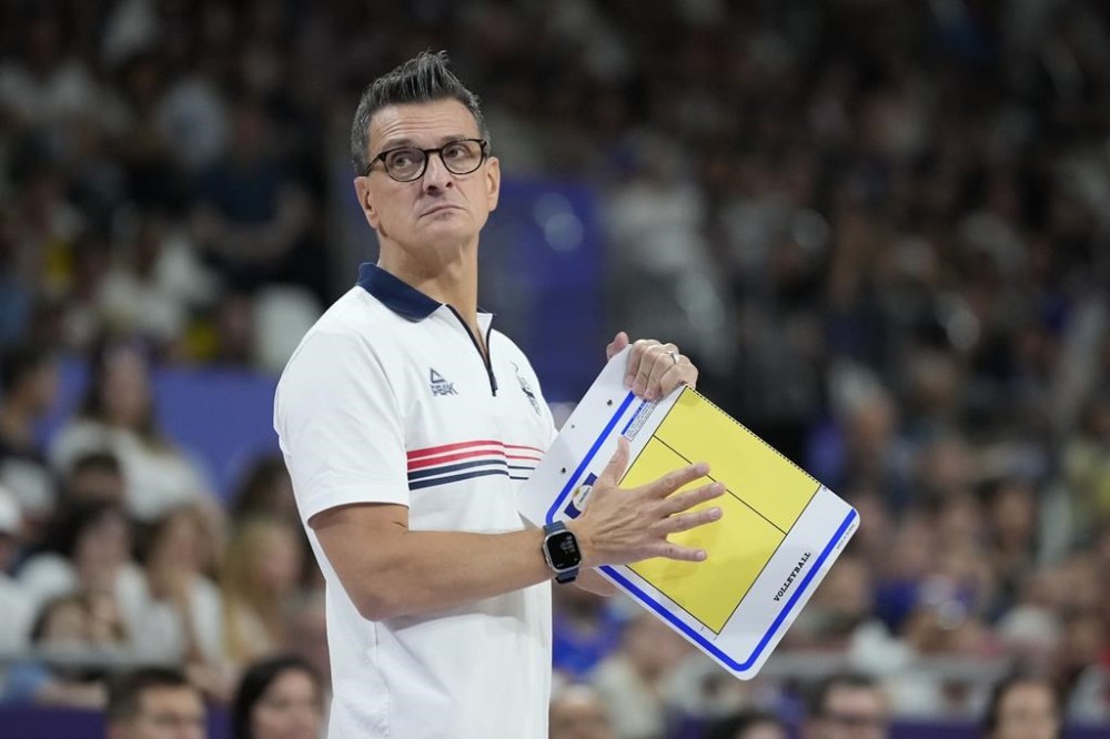 Serbia's coach Giovanni Guidetti looks on during the group A women's volleyball match between France and Serbia at the 2024 Summer Olympics, Monday, July 29, 2024, in Paris, France. Guidetti has been named the new head coach of the Canadian women's volleyball team, Volleyball Canada announced Tuesday. THE CANADIAN PRESS/AP/Alessandra Tarantino