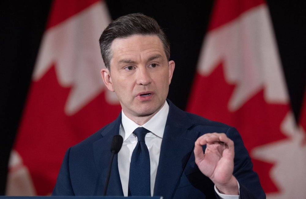 Conservative Leader Pierre Poilievre speaks with reporters during a news conference on Jan. 9 in Ottawa. Deveryn Ross writes that political pundits seem puzzled by the Tories seeming inability to pivot their message to the pressing concerns of tariffs and trade but assures readers things are going according to the Conservatives' plan. (The Canadian Press)