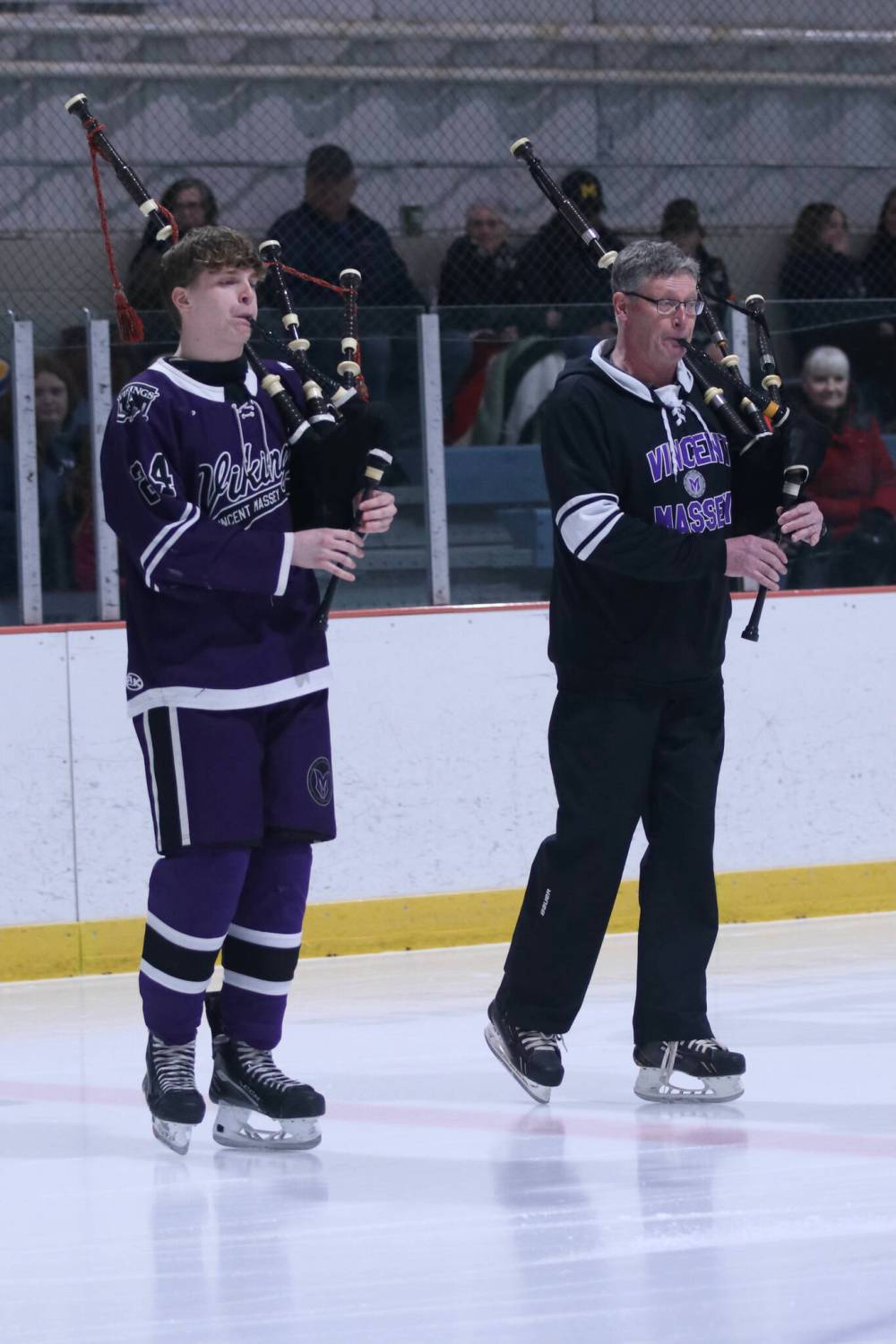 Declan Kyle and father David play bagpipes on the ice at Flynn Arena ahead of Vincent Massey's final regular season game. (Matt Packwood/The Brandon Sun)
Feb. 23, 2025