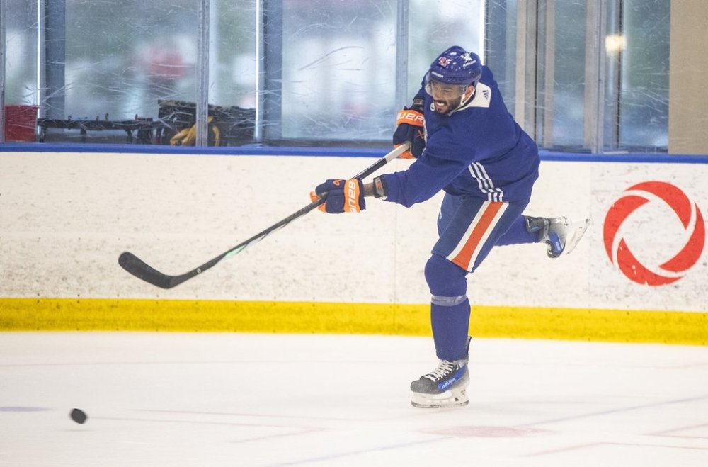 Edmonton Oilers' Evander Kane (91) takes a shot during practice in Edmonton on Thursday June 20, 2024. THE CANADIAN PRESS/Jason Franson