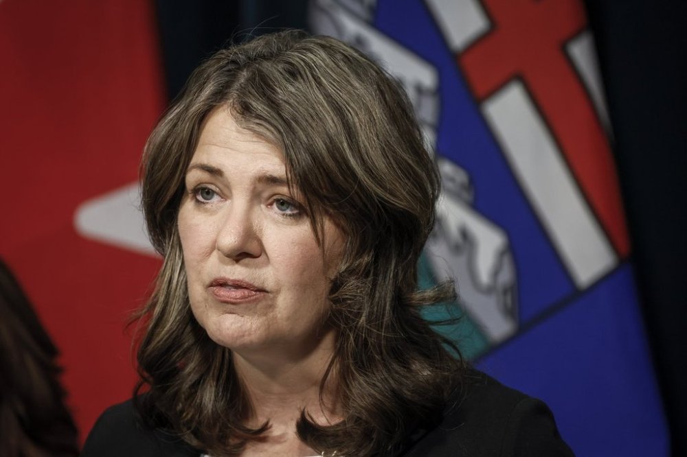 Alberta Premier Danielle Smith attends a news conference in Calgary, Feb. 19, 2025. THE CANADIAN PRESS/Jeff McIntosh