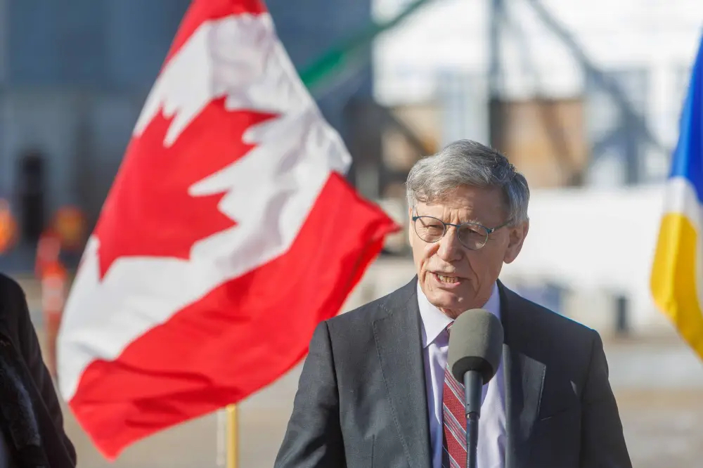 Terry Duguid, federal minister responsible for Prairies Economic Development Canada, speaks at an infrastructure announcement in Winnipeg on March 3. (Mike Deal/Winnipeg Free Press files)