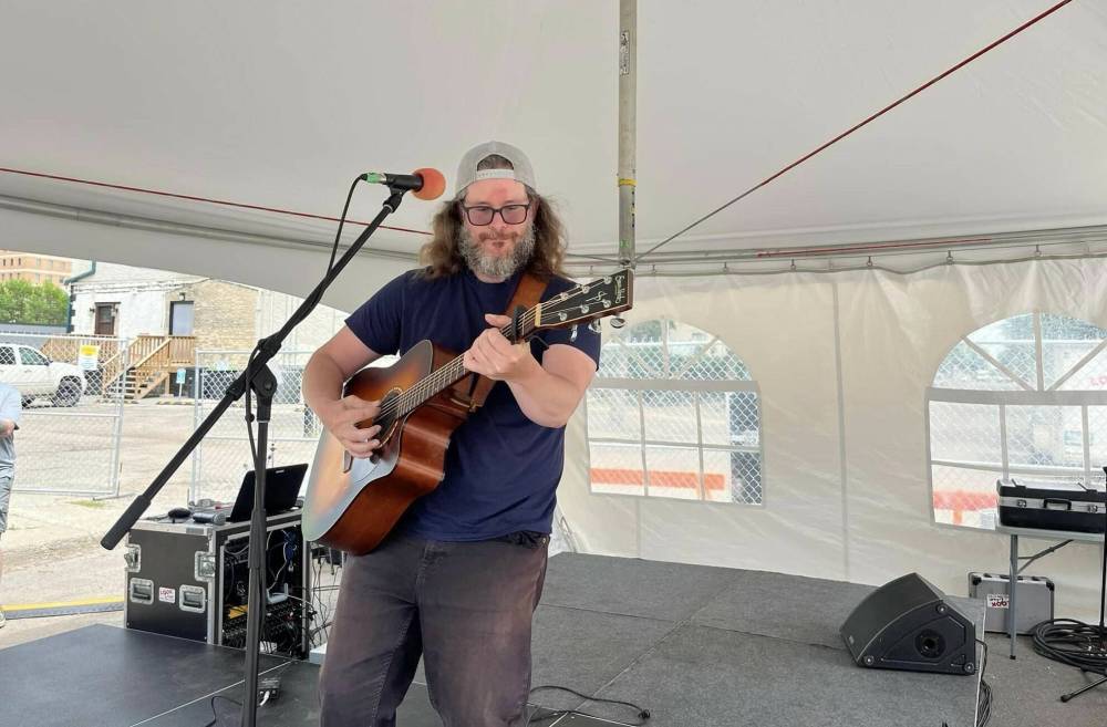 Local artist Chris Froome performs at Lady of the Lake on Friday. (Michele McDougall/The Brandon Sun files)