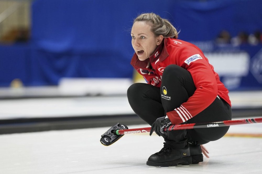 Canada's skip Rachel Homan calls the sweep during the qualification match against Scotland at the World Women's Curling Championship in Uijeongbu, South Korea, Saturday, March 22, 2025. (AP Photo/Lee Jin-man)