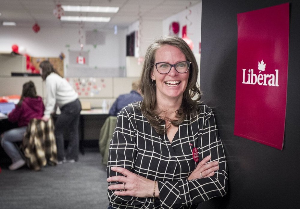 Lindsay Luhnau, the Liberal candidate for Calgary Centre, pictured in her campaign office in Calgary, Alta., Friday, April 11, 2025. THE CANADIAN PRESS/Jeff McIntosh