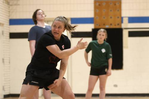 Souris native Emily Tuttosi returned to her old school to coach the varsity girls and boys during a pair of practices this week, before heading back to train with Team Canada in preparation for the Pacific Four Series, which begins on May 2 against the United States. (Thomas Friesen/The Brandon Sun)