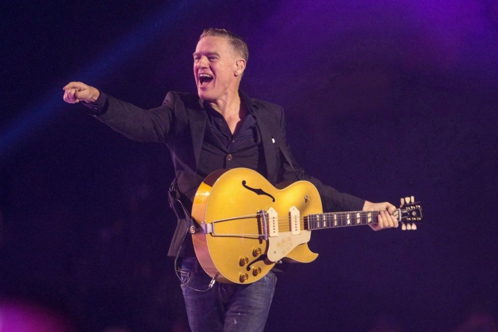 Bryan Adams performs during the Invictus Games closing ceremony in Toronto on September 30, 2017. THE CANADIAN PRESS/Chris Young
